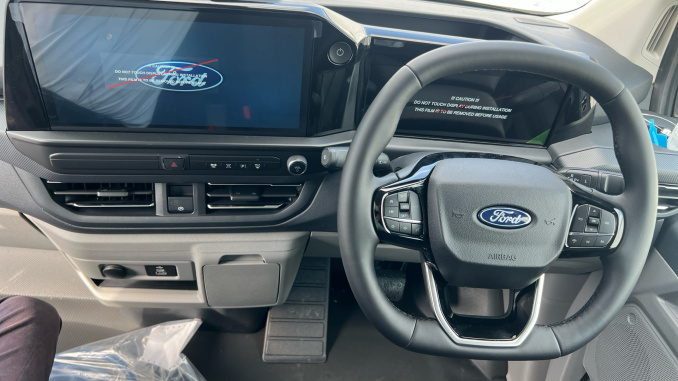 Ford Transit Custom E-320 L1 Electric Awd 100kW 71kWh H1 Van Limited Auto - Image 10